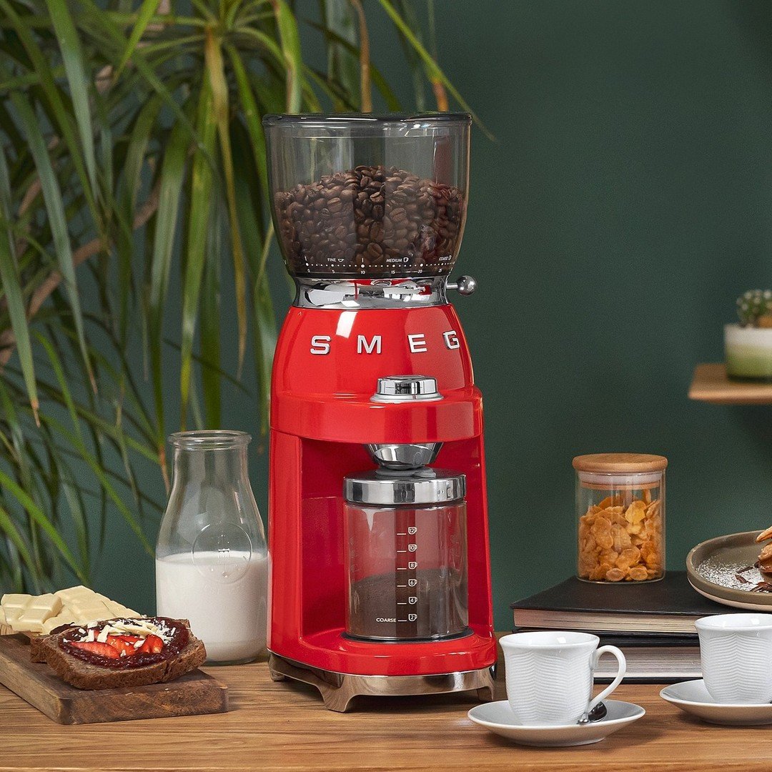 350g Red Smeg Retro Coffee Grinder